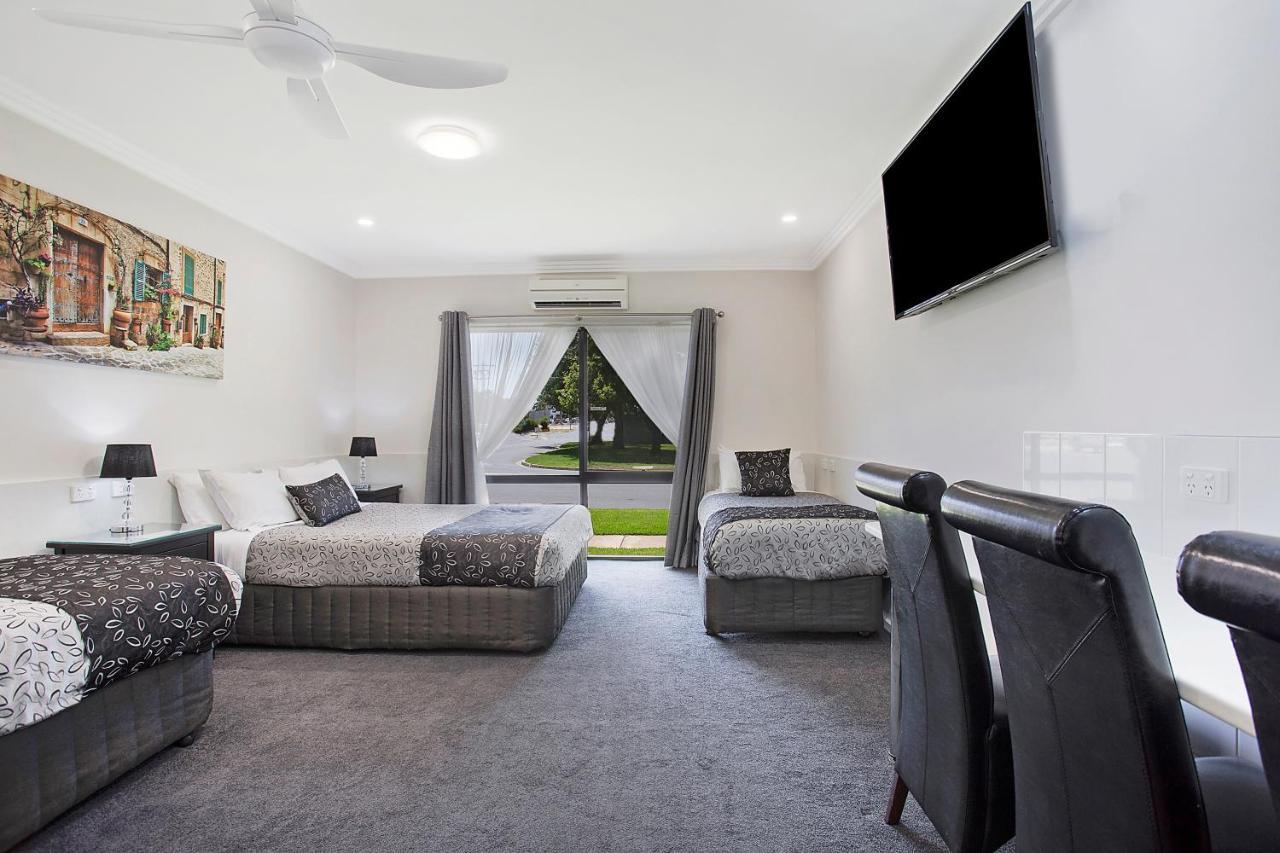 Comfort Park Inn 4*